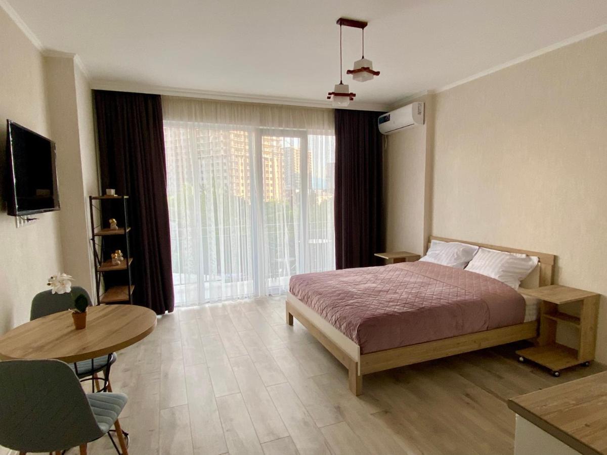 Orange Batumi Travel Apartment Luaran gambar